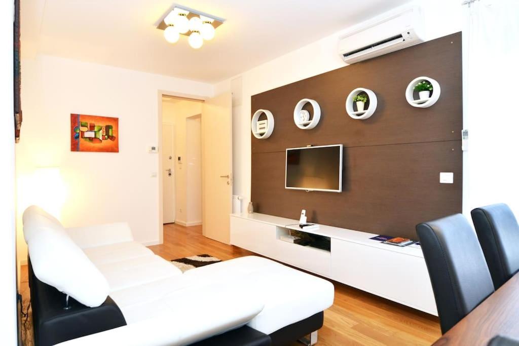 Apartment Trnje Zagabria Esterno foto