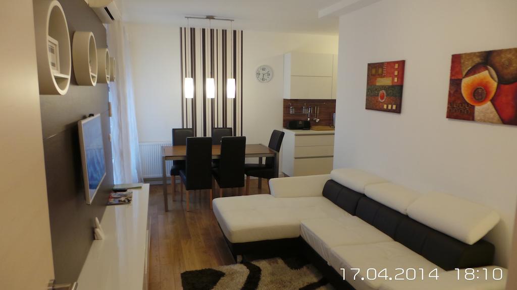 Apartment Trnje Zagabria Esterno foto